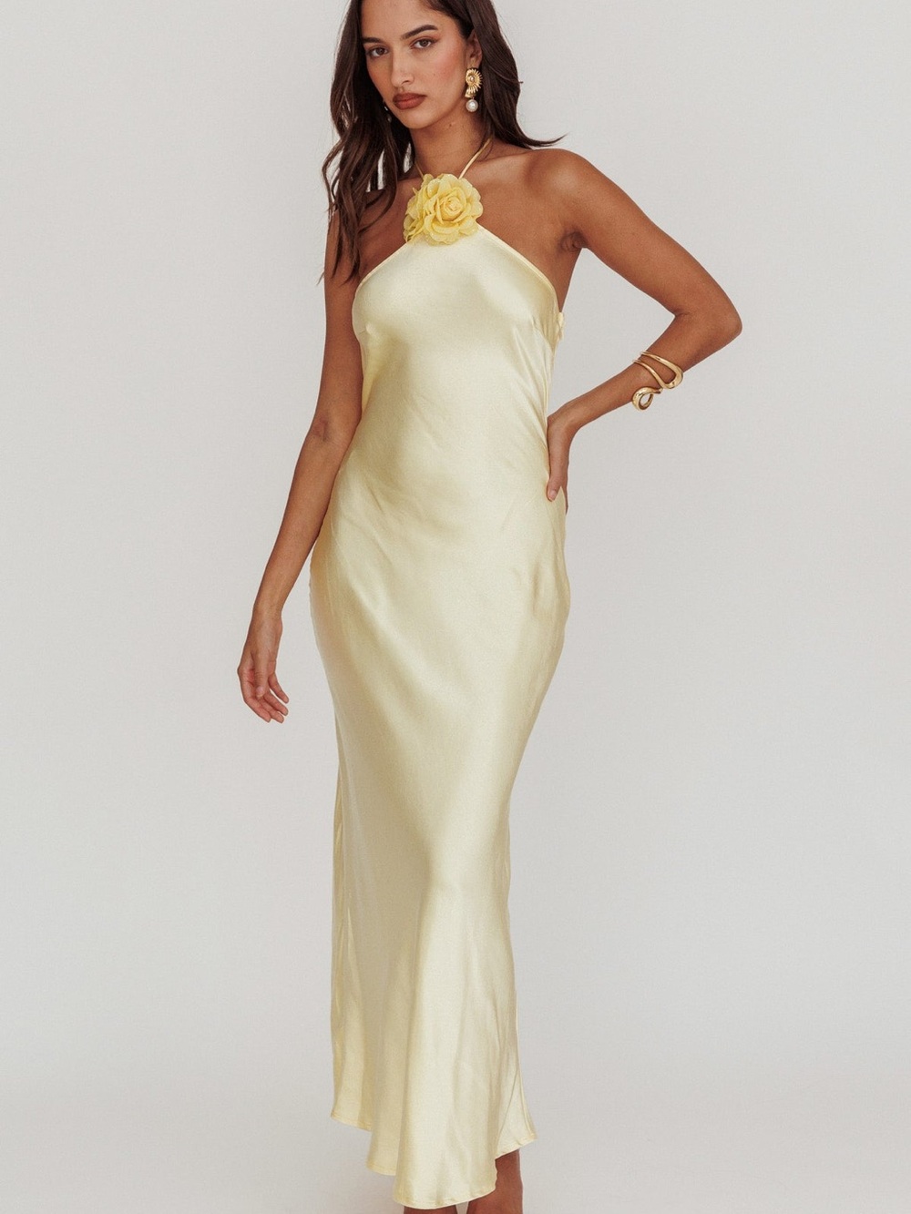 Selfie Leslie Butter Yellow Satin Halter Maxi w/ Floral Neck Detail - Small- NWT - Picture 3 of 9